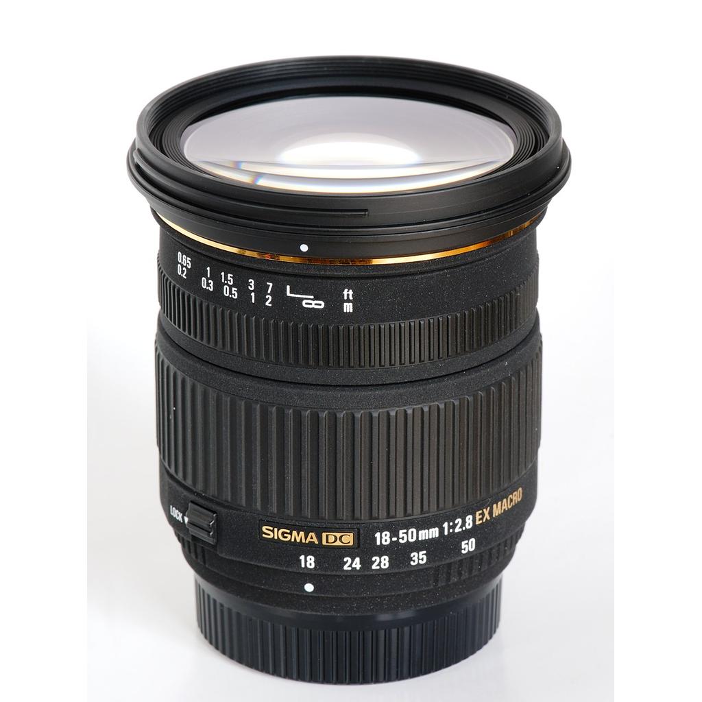 Objectif Sigma 18-50Mm F/2.8 Ex Dc Macro Nikon 18-50Mm F/2.8