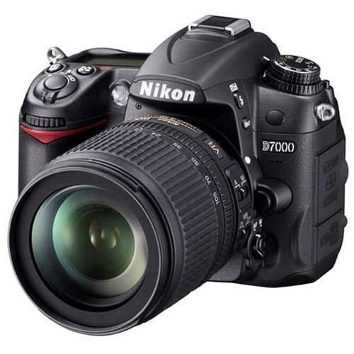 Nikon Reflex D7000 - Noir + Nikkor Af-S Nikkor 18-105Mm F/3.5-5.6 G Ed Vr F/3.5-5.6