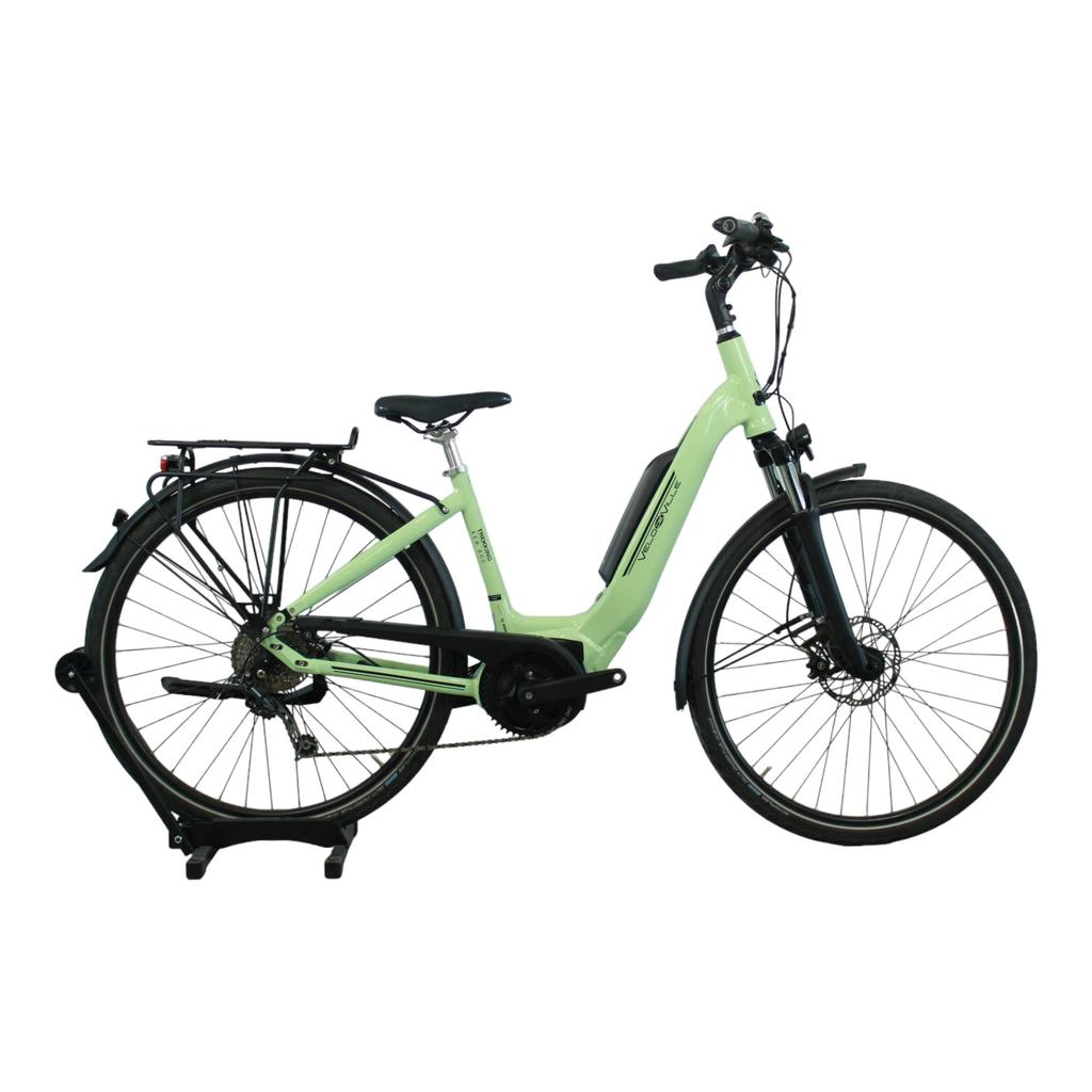 Vélo de ville AEB 800 main image 1